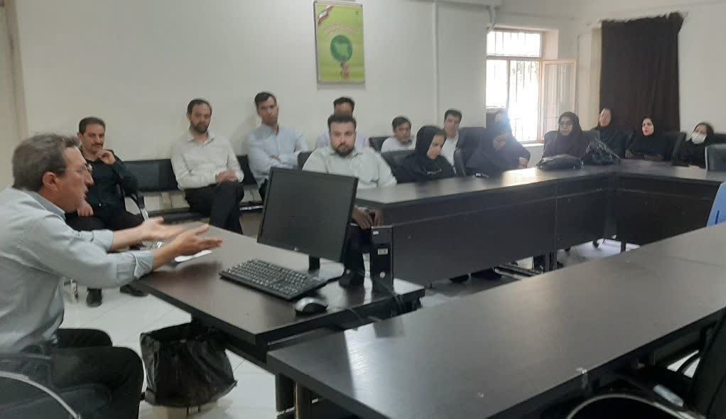 کمیته مدیریت بحران در مرکزبهداشت 